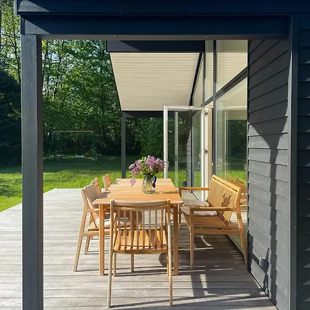 Feriehus Charming Summer House Close To *
