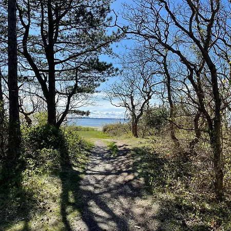 Charming Summer House Close To Feriehus *
